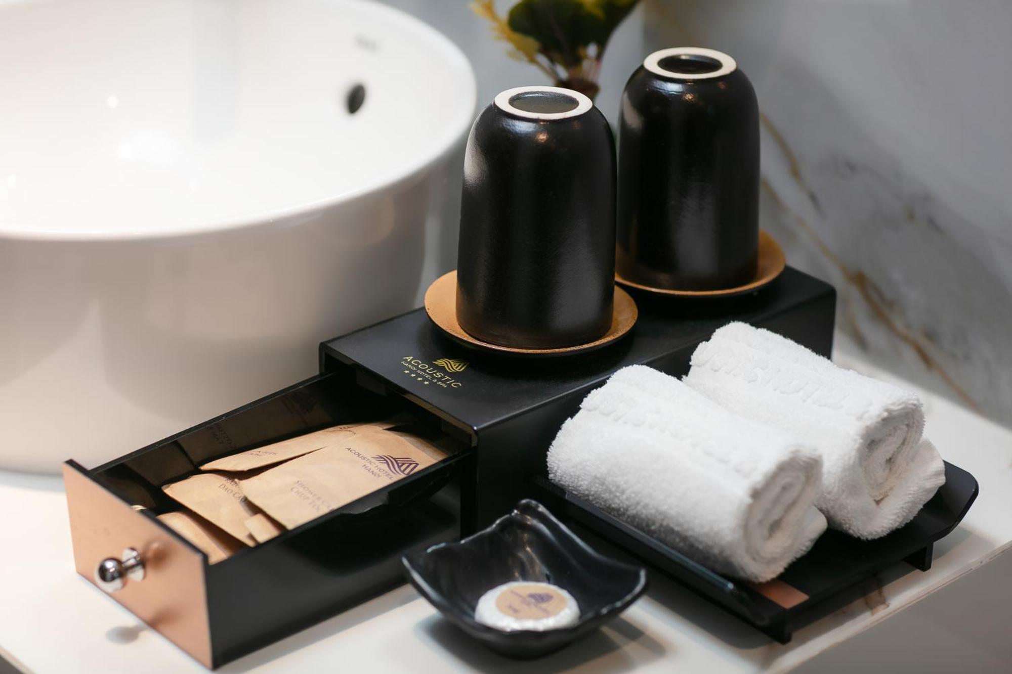Acoustic Premium Hotel & Spa Hanoi Eksteriør billede